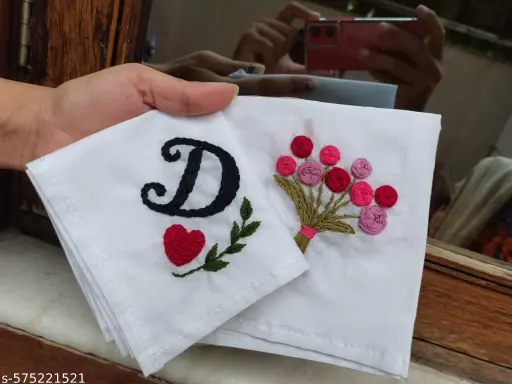 vwxin_512.webp Handcrafted Embroidered Cotton Hanky - Image 1
